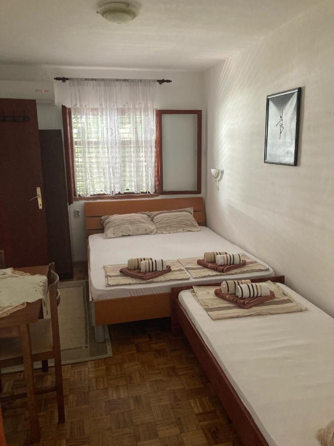 Apartments Aleksic Sutomore Esterno foto