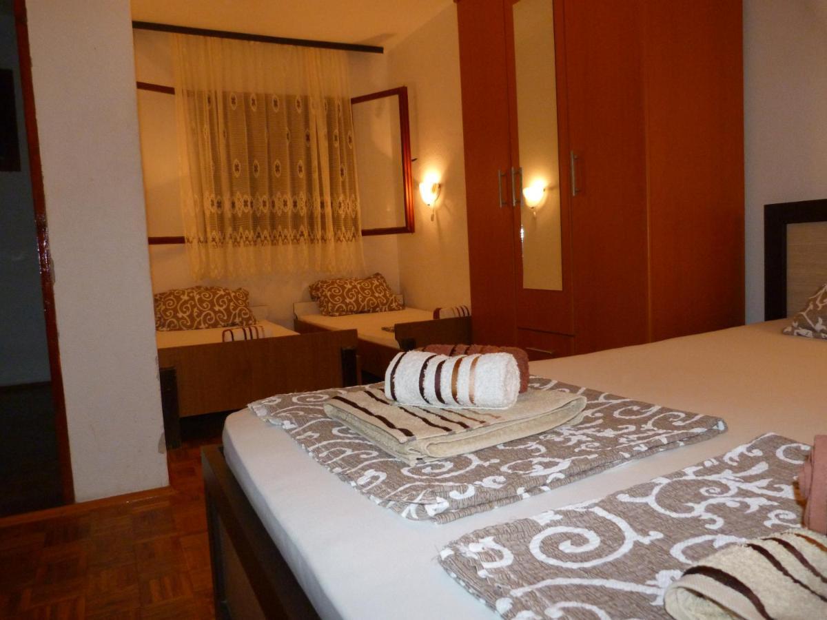 Apartments Aleksic Sutomore Esterno foto