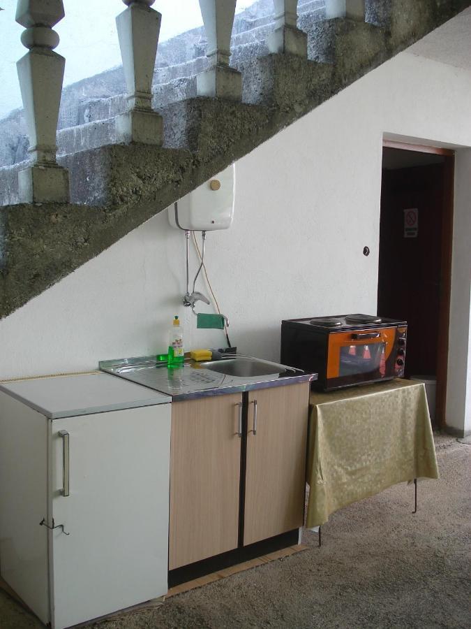 Apartments Aleksic Sutomore Esterno foto